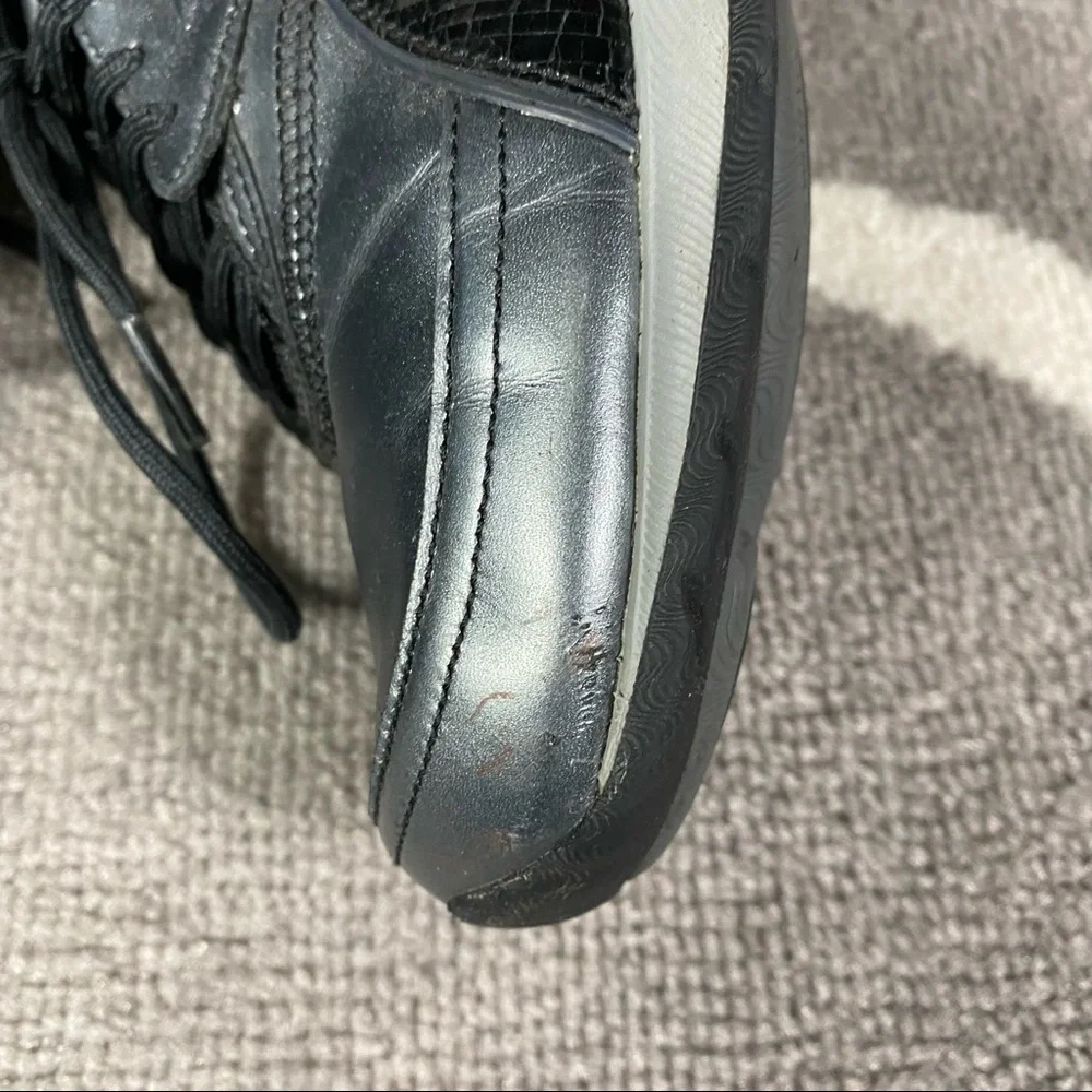 Reebok Sneakers Womens Size 7.5 Easytone Reinspire Lux dark gray shoes